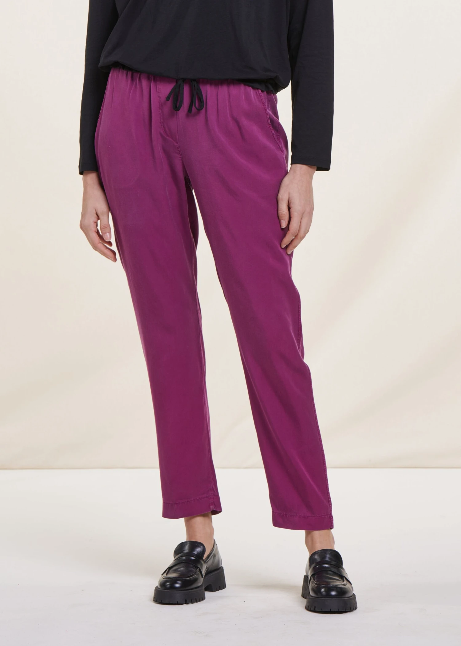 Pantalon Fluide Violet En Lyocell 4 Pantalon Fluide Violet En Lyocell – Image 2