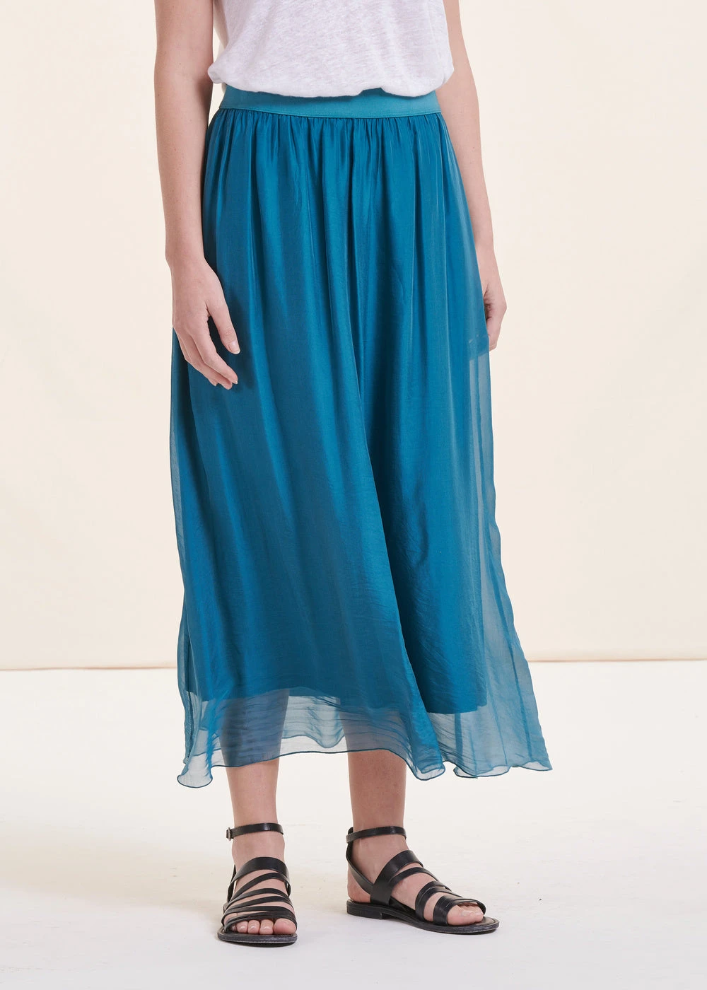 Jupe Longue Bleue En Voile Taille élastique 4 Jupe Longue Bleue En Voile Taille élastique – Image 2