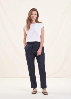 Pantalon Bleu Coupe Carotte