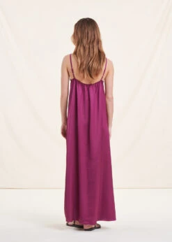 Robe Longue Fluide En Satin Violette à Bretelles -Vêtements Soldes Magasin FH RO VIROMA R 1488 b