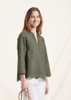 Top Kaki En Broderie Anglaise à Manches 3/4